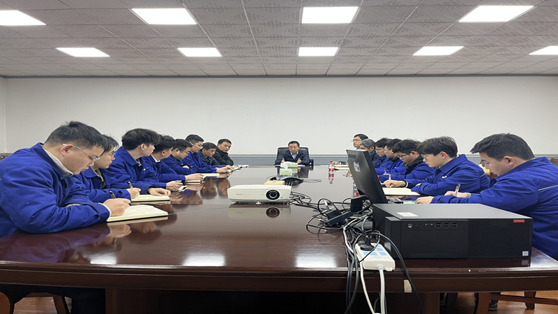 傾心交流話成長(zhǎng) 凝“新”聚力向未來(lái)