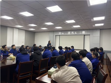 凝心聚力話發(fā)展 傾聽(tīng)心聲促提升